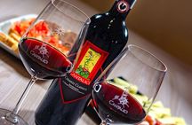 Cellar tour, Tasting of 6 wines, dish combined typical products 