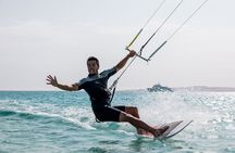 Kitesurfing 2-Hours for Beginners with Transfer in Hurghada