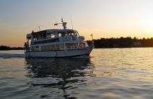 Private 90 Minute 1000 Islands Cruise For Up to 50 People