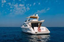 2 hour Private Yacht Tour with Dubai Marina Skyline View