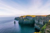 Day trip to Cliffs of Moher, Bunratty Castle and Ennis