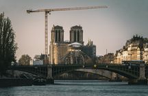 Paris Latin quarter: Private walking tour with a local guide
