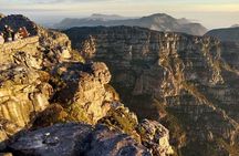 Day Tour of the Cableway at Table Mountain and Robben Island