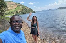 4 Days Gorilla Trekking, Lake Bunyonyi and Rwanda National Parks 