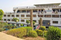 River Boat Nile Cruise In Cairo