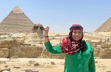 Private Guided Tour to Giza Pyramids, Valley Temple and Sphinx