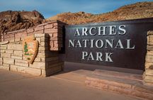 Arches National Park Scenic Tours From Moab