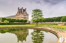 Notre Dame Outdoor and City Center of Paris with Local Guide