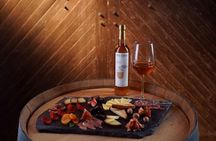 Guided tour and tasting of 4 wines at Viñedo Dos Búhos