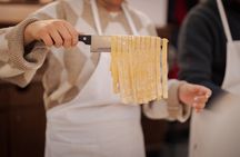 Gelato and Fettuccine Pasta Cooking Class in Rome Piazza Navona