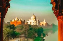 Sunrise Visit to the Taj Mahal and Agra Day Excursion from Delhi