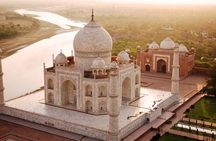 Sunrise Visit to the Taj Mahal and Agra Day Excursion from Delhi