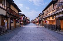 Gion and Kiyomizu Temple Tour to enjoy Kyoto in a short time