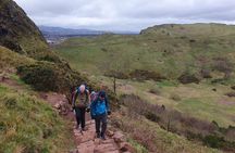 Edinburgh: Arthur's Seat Hike with Local Guide