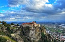 Midday Tour in Meteora from Kalabaka's Train Station