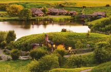 Premium Hobbiton Small Group Day Tour from Auckland 