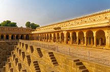 Jaipur to Agra Transfer via Abhaneri Step Well & Fatehpur Sikri