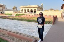 Sunrise Taj Mahal and Agra Fort Tour from Delhi with 5* Breakfast