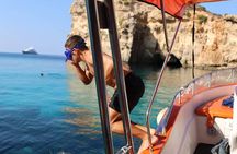 Private Boat Tour at Comino's Blue Lagoon and Crystal Lagoon