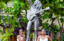 Private Tour in Bob Marley Museum with Lunch at Hellshire Beach