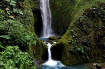 Hike to "Vuelta de Cañón" waterfall at the foot of Poas volcano.