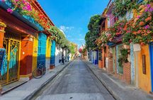 Walking Tour of Cartagena Photos, Snacks and Local Drink Included