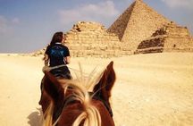 Happy Horse Holidays at Pyramids of Giza