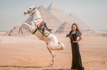 2 hrs Unique Photo session (PhotoShoot) at the Pyramids of Giza