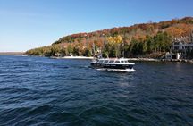 Strawberry Islands Scenic Boat Tour and Historic Cottage Row