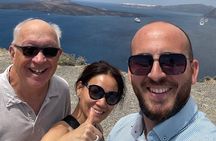 5 Hours Private Tour in Santorini 