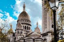  Walking Tour in Montmartre with a guide