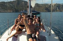 La Herradura: Sailboat with a view of dolphins-Shared