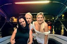 Private 2 Hour Motorboat Tour on Vistula in Warsaw for 9