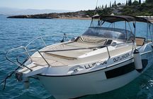 2 Hour Luxury Private Charter on a Karnic SL800