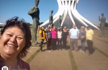 Private city tour in English and Spanish.