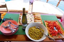 8 Hours Cinque Terre with Lunch on Boat in Spezia