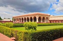 Approved Tour Guide in Agra for Full Day Sightseeing