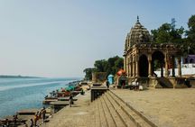 Mandu & Maheshwar Day Tour from Indore with Guide & Entrances