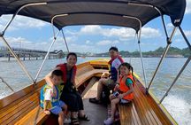 Private Bandar Delight and Water Village Tour