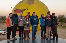 Hot air Balloon ride in Teotihuacan & breakfast in Cave