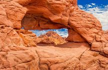Small Group Valley of Fire Half Day Hiking Tour from Las Vegas