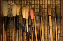 Experience Traditional Vietnamese Calligraphy Class in Ha Noi