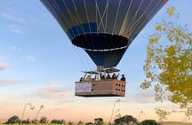 Balloon flight at sunrise in Segovia