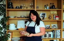 Private French Home Cooking Class in Paris with Local Chef Ioana