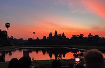 Private Angkor Wat Sunrise Tour with Lunch Included