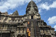 Private Angkor Wat Sunrise Tour with Lunch Included