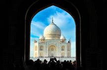 Private Taj Mahal Tour from Delhi by Gatimaan Express