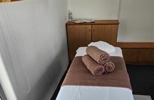 Akrotiri: 2-Hrs Face & Body Ritual, Pool access, wine & fruits