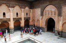 Marrakech : Madrasa Ben Youssef & Secret Garden and Medina Tour