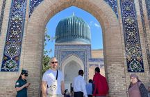 Samarkand City Tour with a Professional Photographer